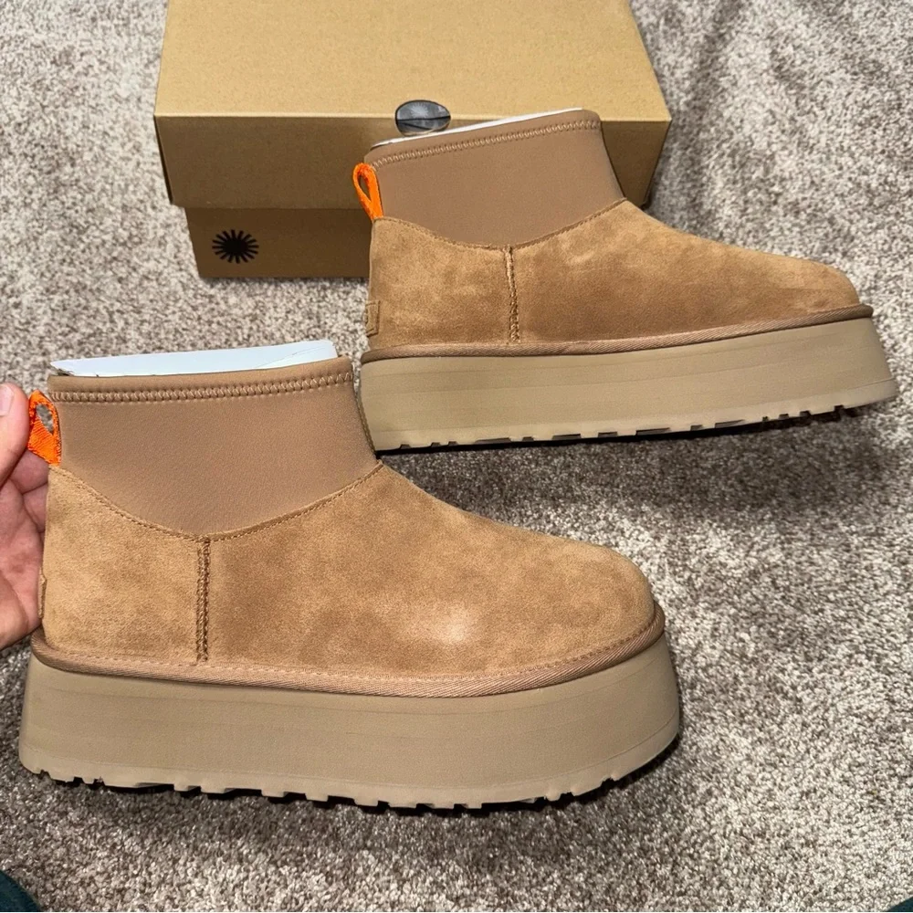 New Women’s UGG Classic Mini Dipper Cozy Ankle Boots Chestnut Platform